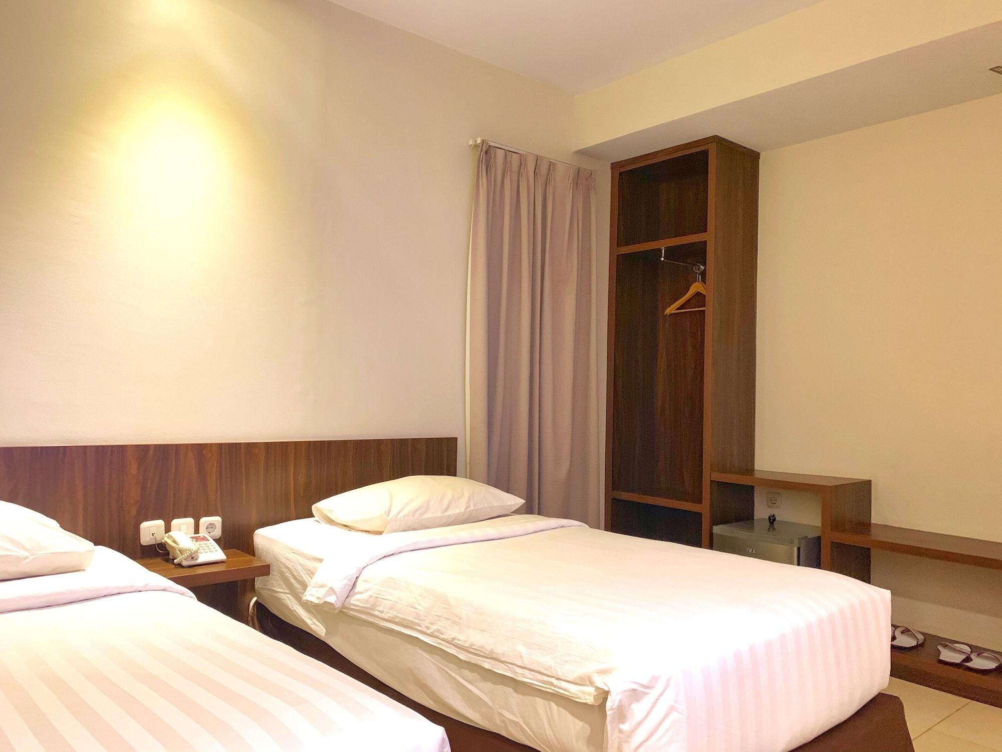 Ameera Hotel Pekanbaru Kültér fotó