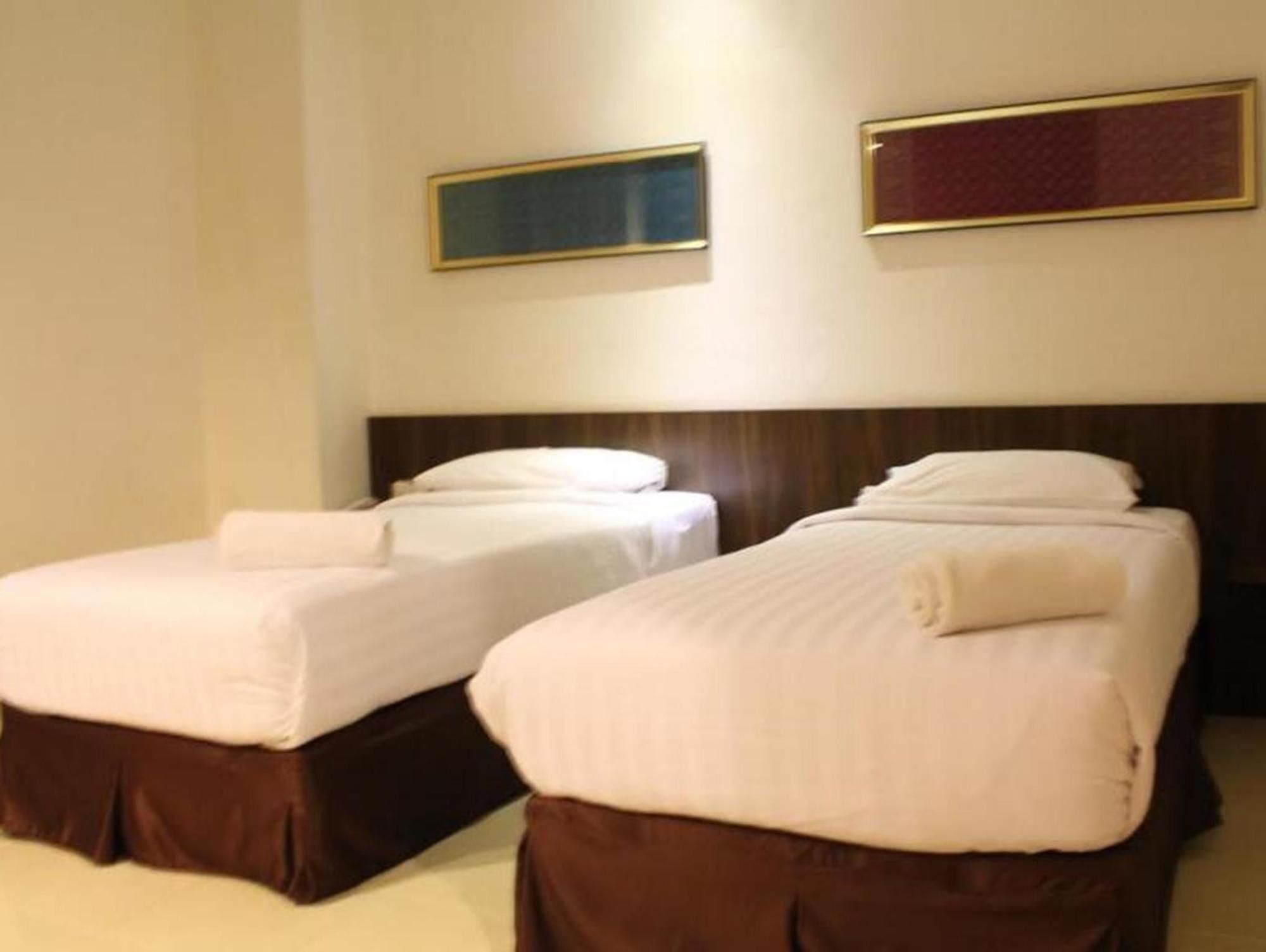 Ameera Hotel Pekanbaru Kültér fotó