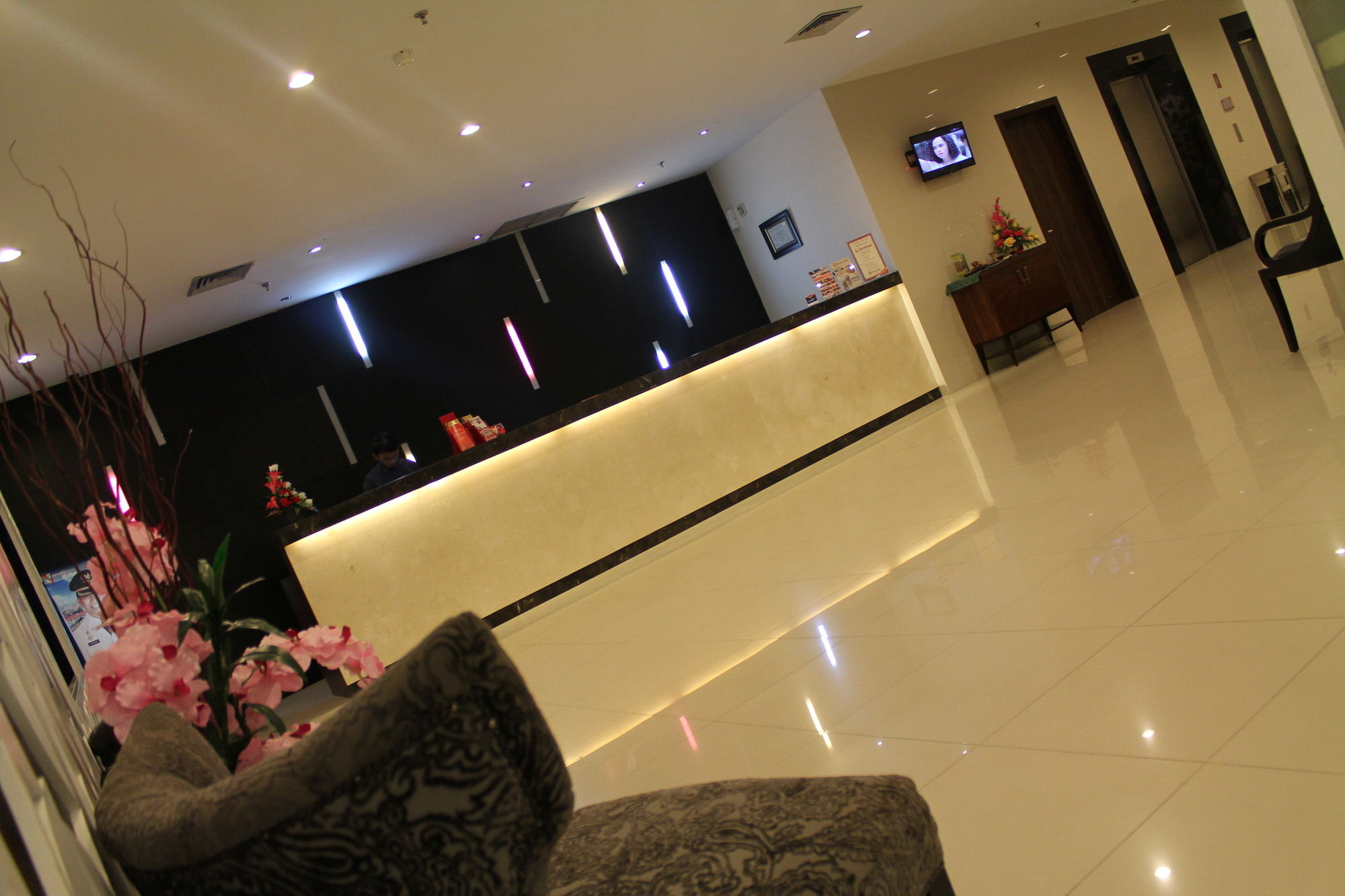 Ameera Hotel Pekanbaru Kültér fotó