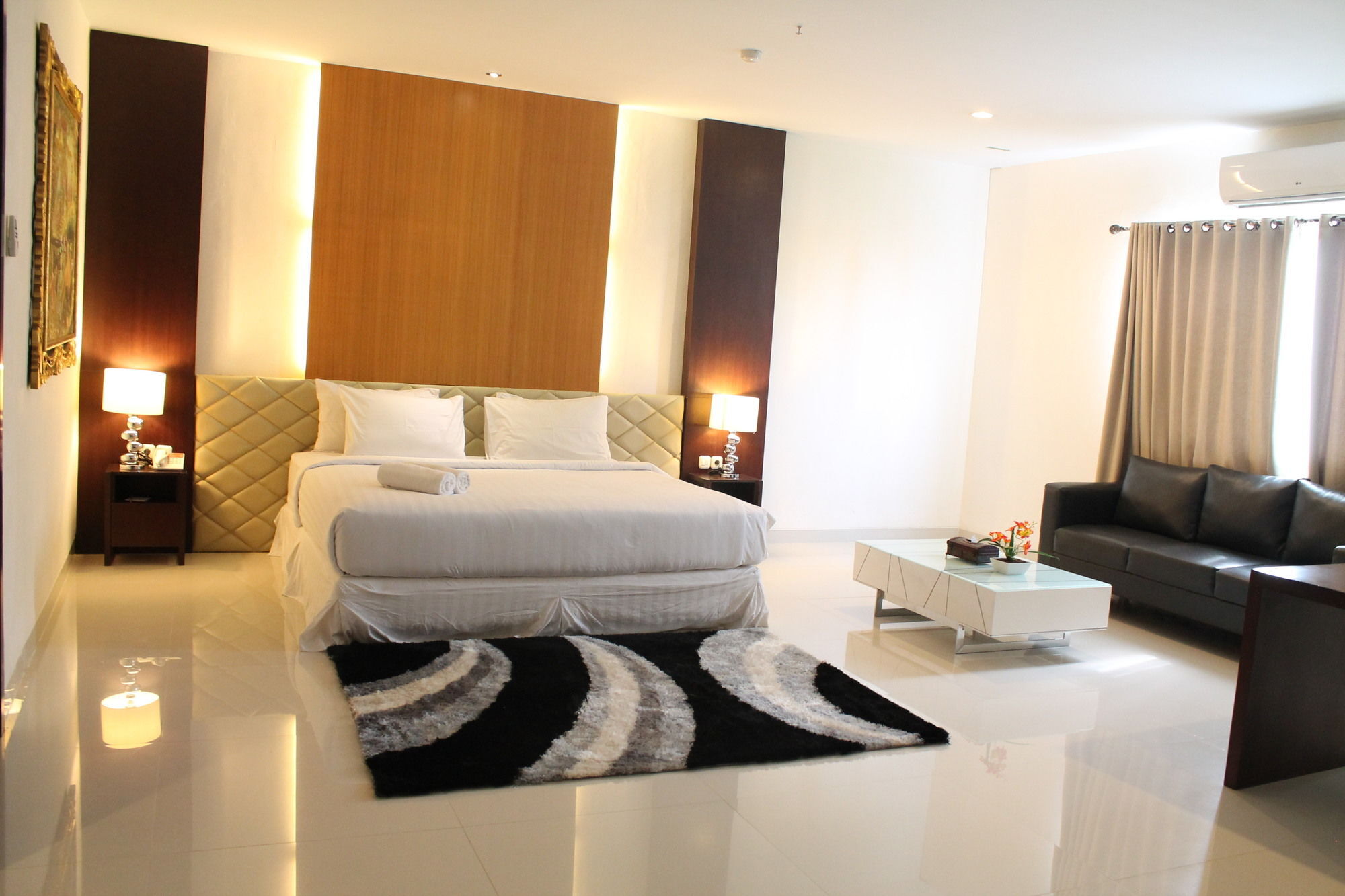 Ameera Hotel Pekanbaru Kültér fotó
